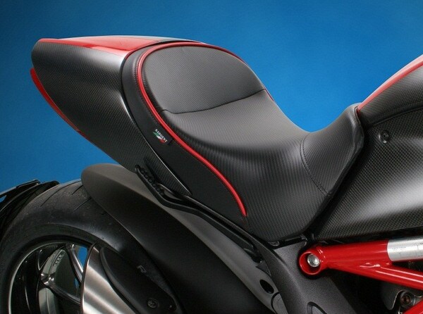 DUCATI - DIAVEL 2011-2019 1200cc - World Sport Performance Seat, Red Welt